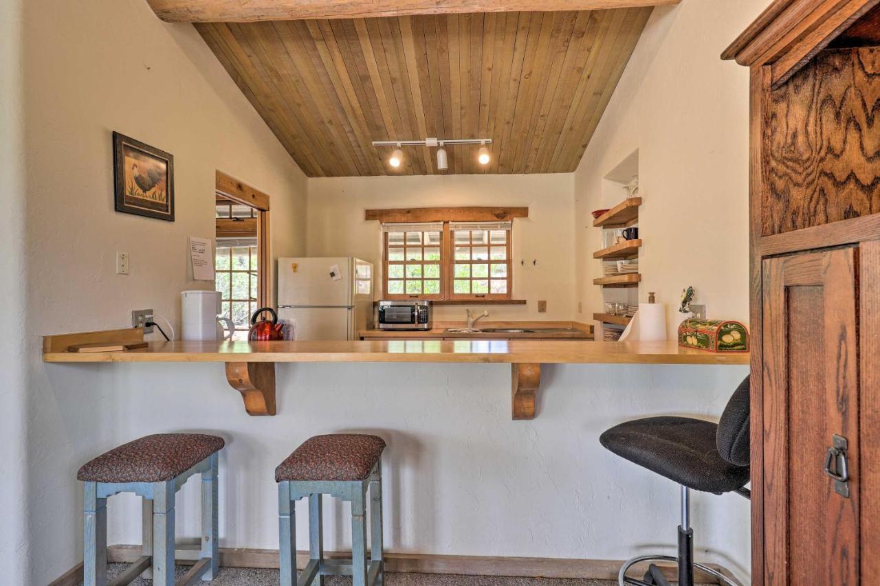 Bright Prescott Studio With Thumb Butte Views! Екстериор снимка